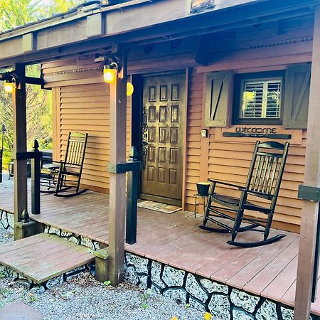 Tiny House, Wifi,Hot Tub,Secluded Βίλα Cosby Εξωτερικό φωτογραφία