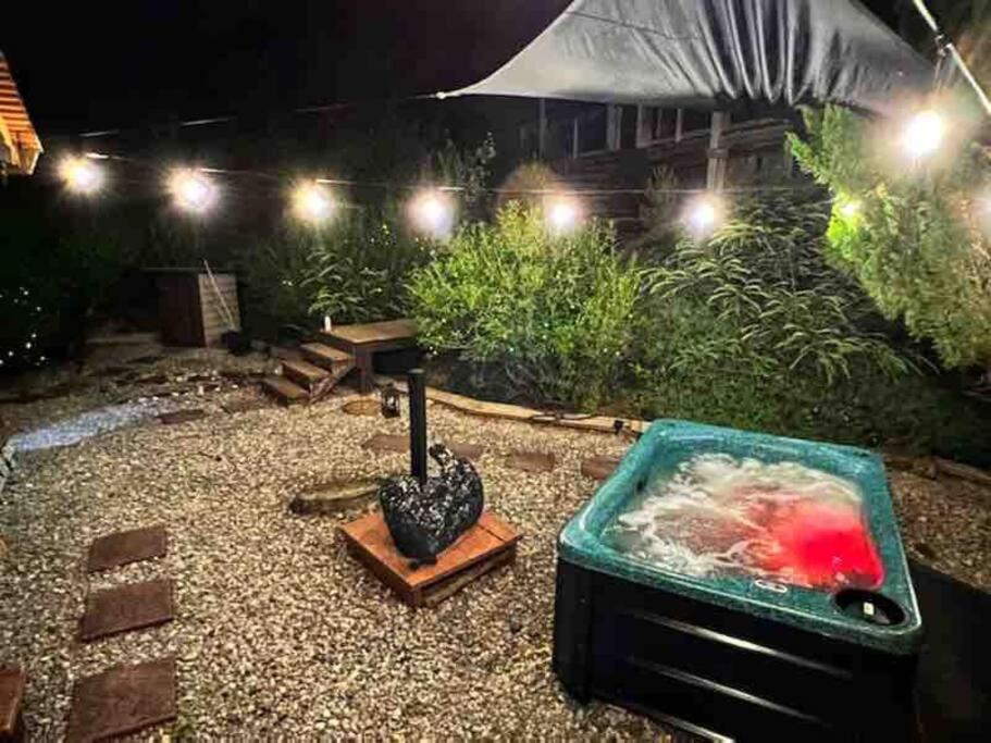 Tiny House, Wifi,Hot Tub,Secluded Βίλα Cosby Εξωτερικό φωτογραφία