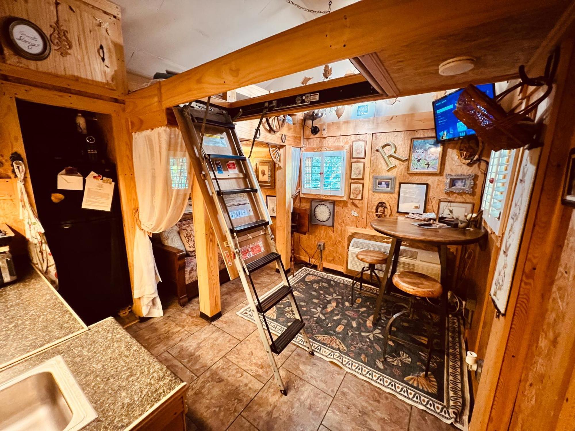 Tiny House, Wifi,Hot Tub,Secluded Βίλα Cosby Εξωτερικό φωτογραφία